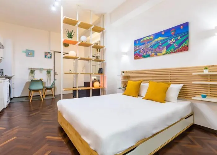 T\'Ole Guest House